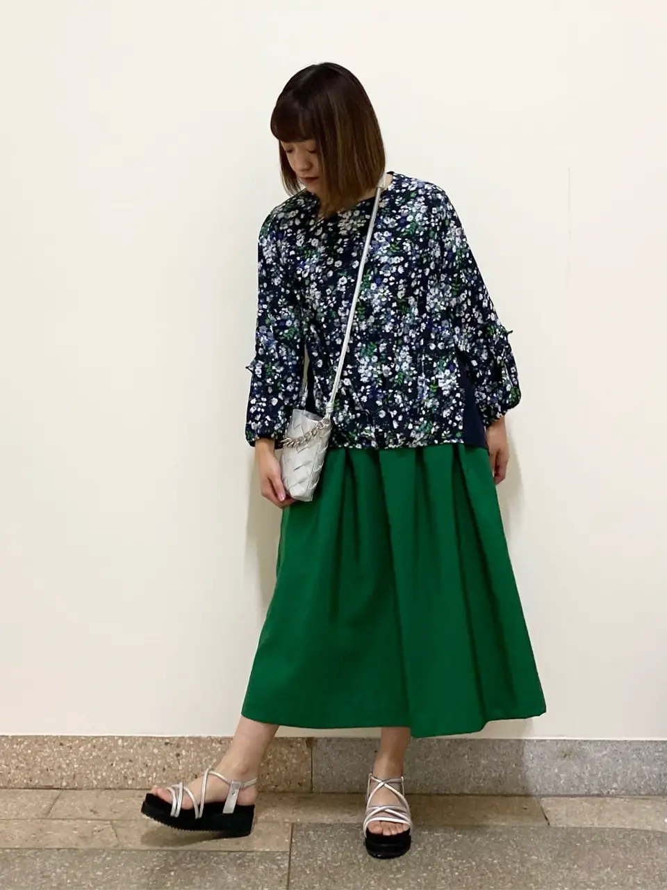 自由区 佐藤 コーディネート画像