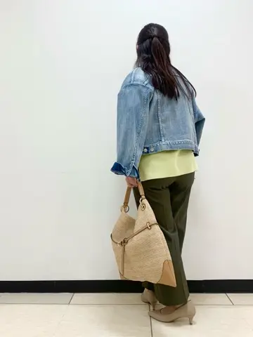 自由区 岡崎 コーディネート画像