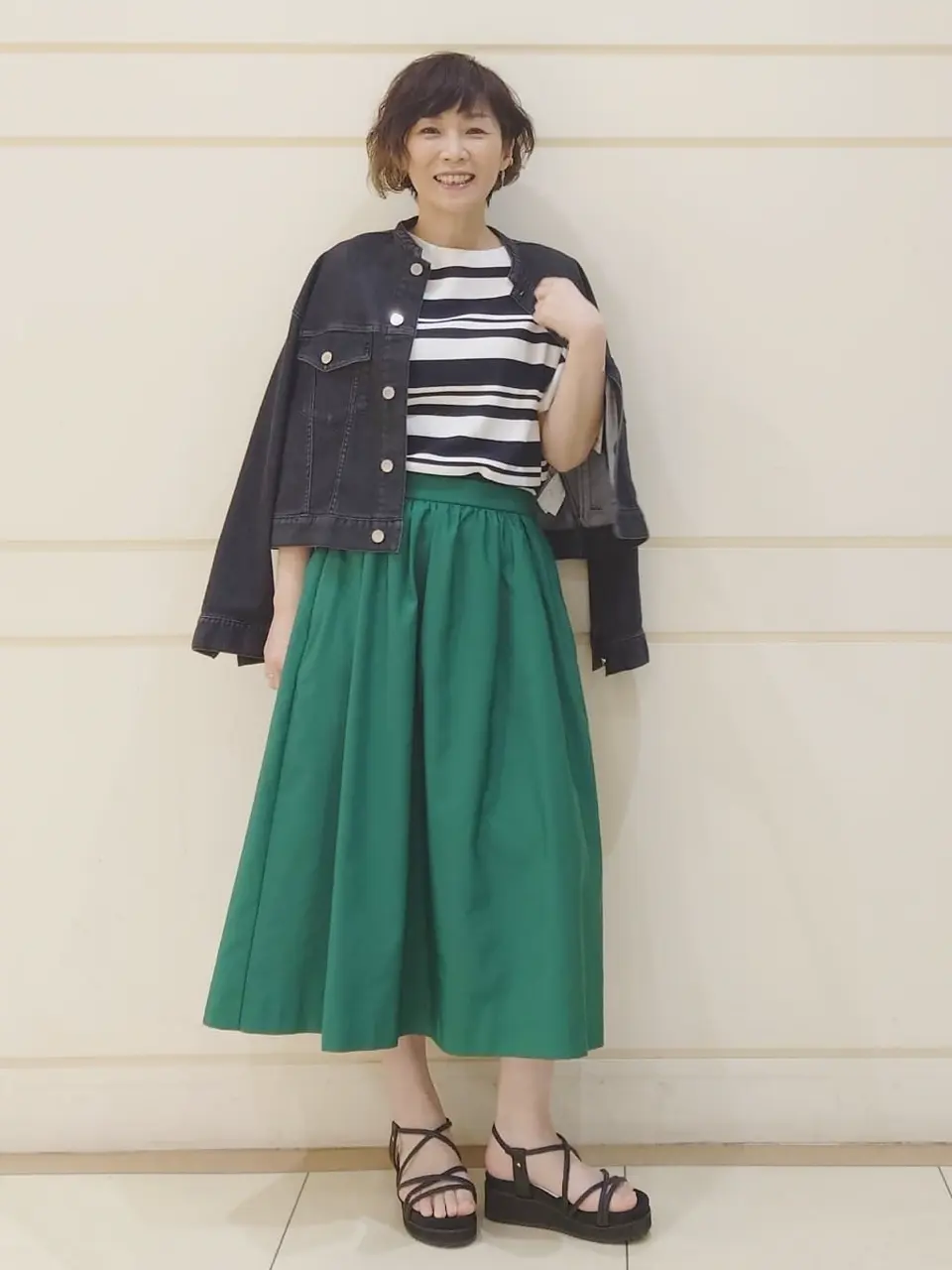 自由区 maruri コーディネート画像