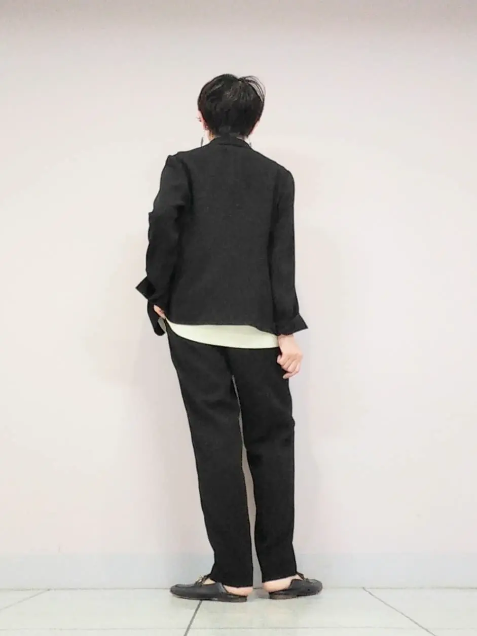 自由区 浅野 コーディネート画像