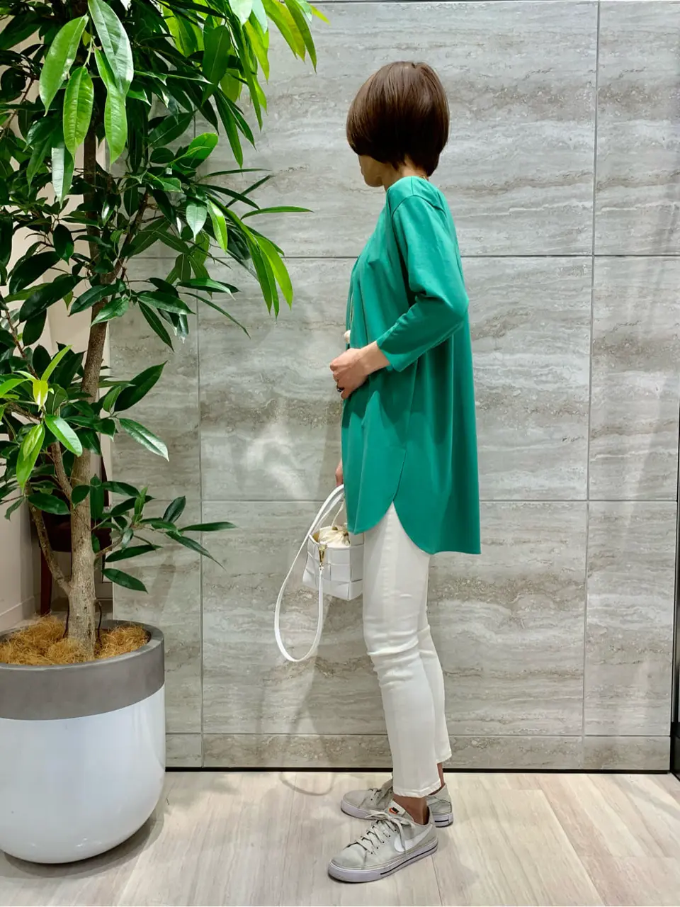 自由区 Ishii コーディネート画像