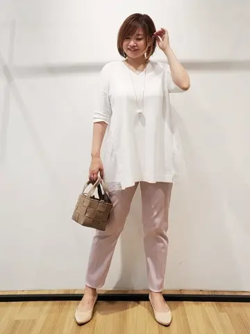 自由区 eri コーディネート画像