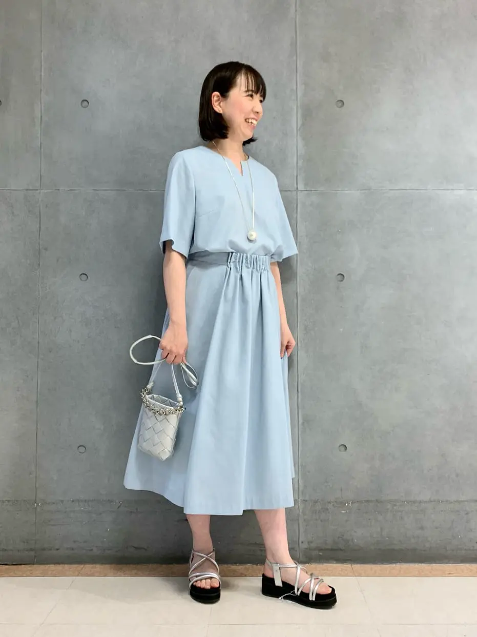  丸尾 コーディネート画像