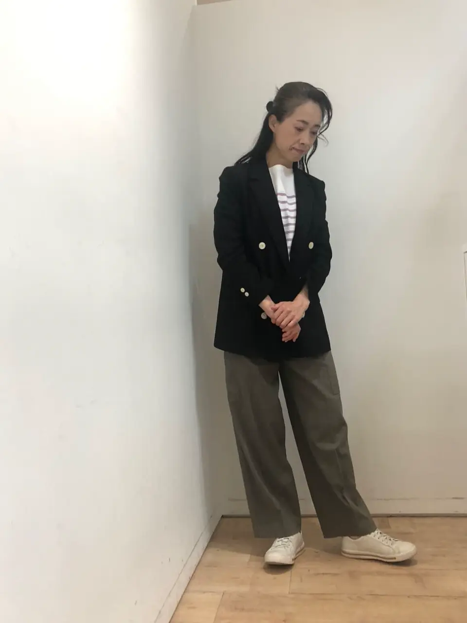 自由区 中尾 コーディネート画像