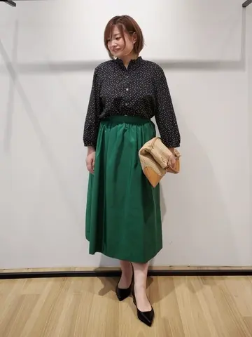 自由区 eri コーディネート画像