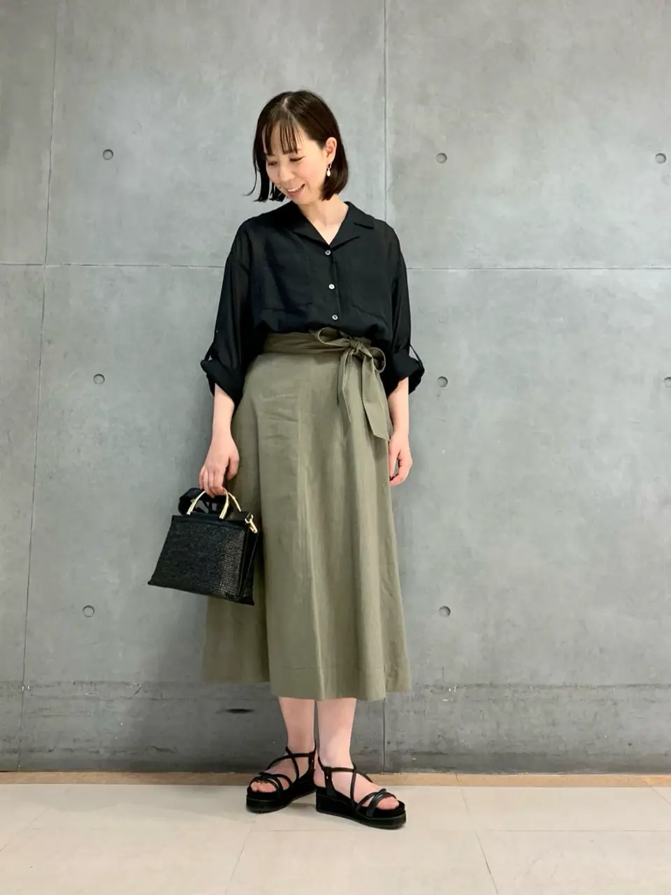  丸尾 コーディネート画像