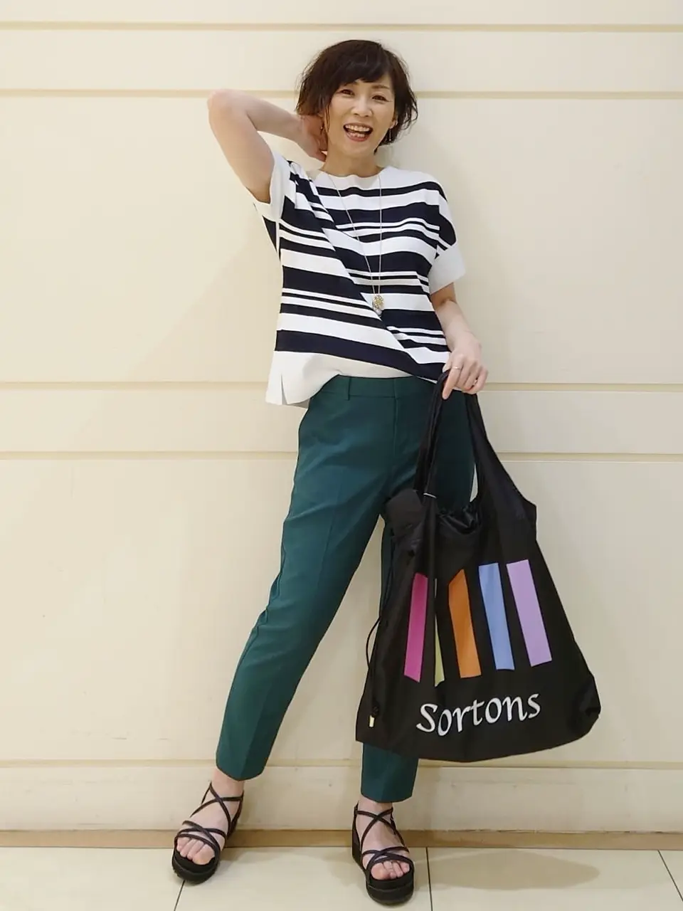 自由区 maruri コーディネート画像