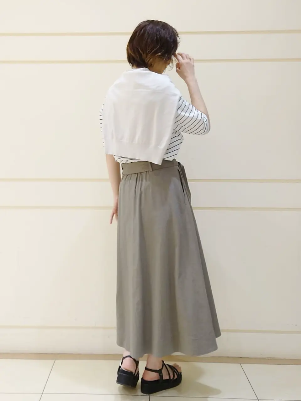 自由区 maruri コーディネート画像