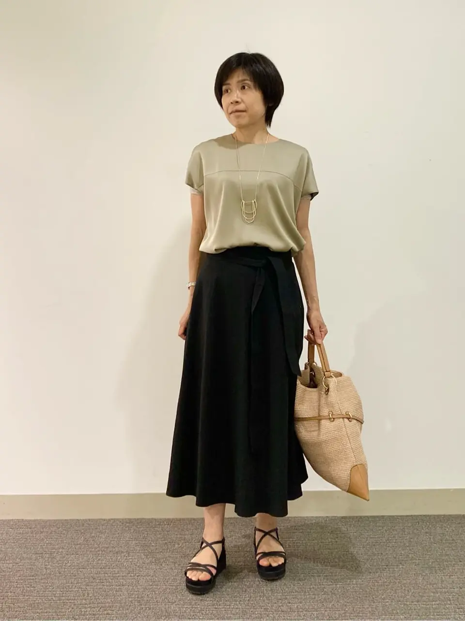 自由区 成川 コーディネート画像