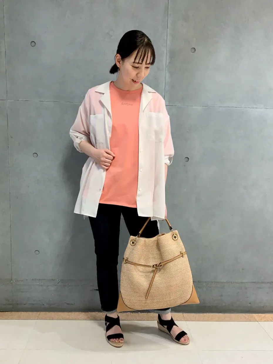  丸尾 コーディネート画像