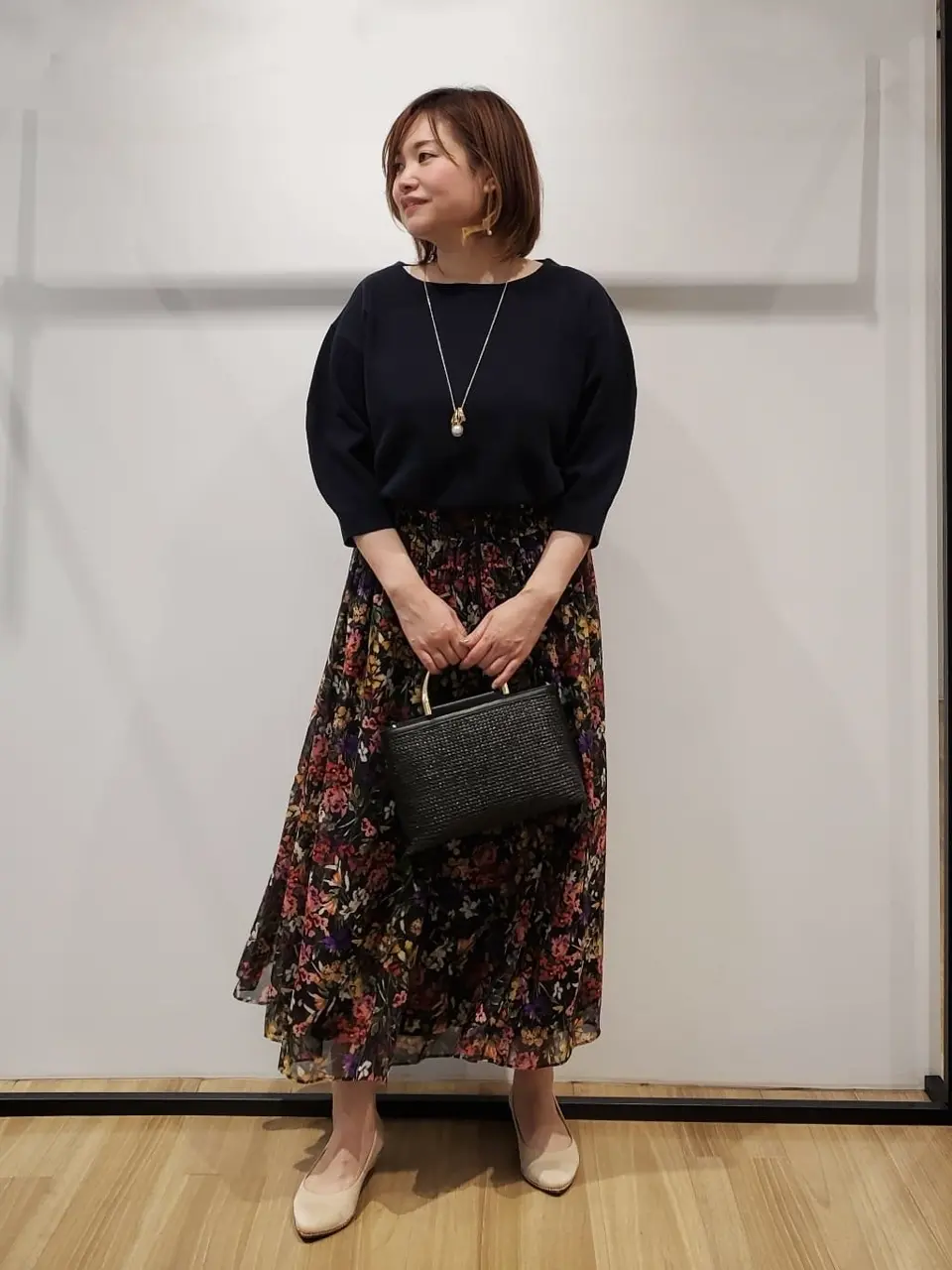 自由区 eri コーディネート画像