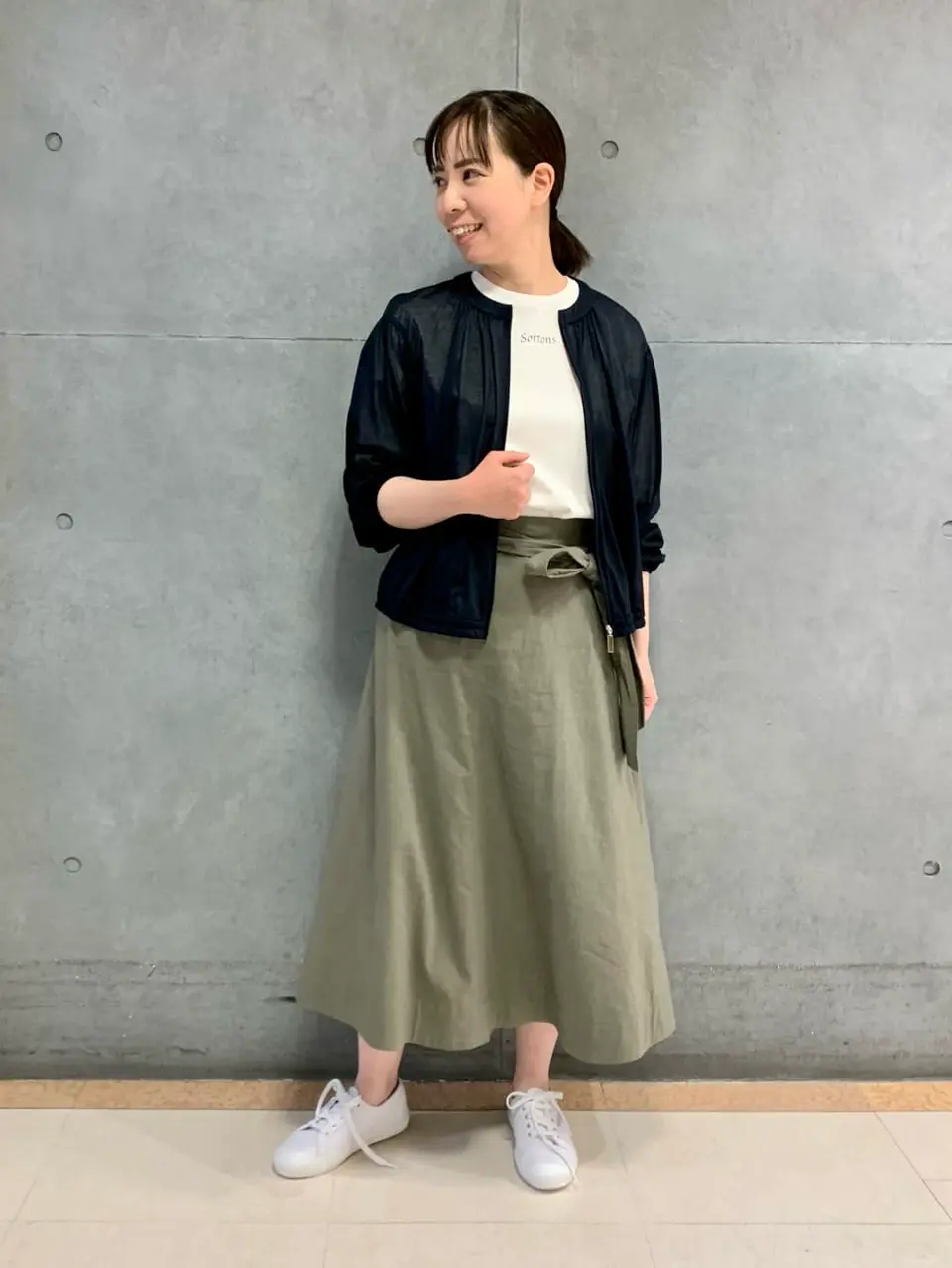  丸尾 コーディネート画像