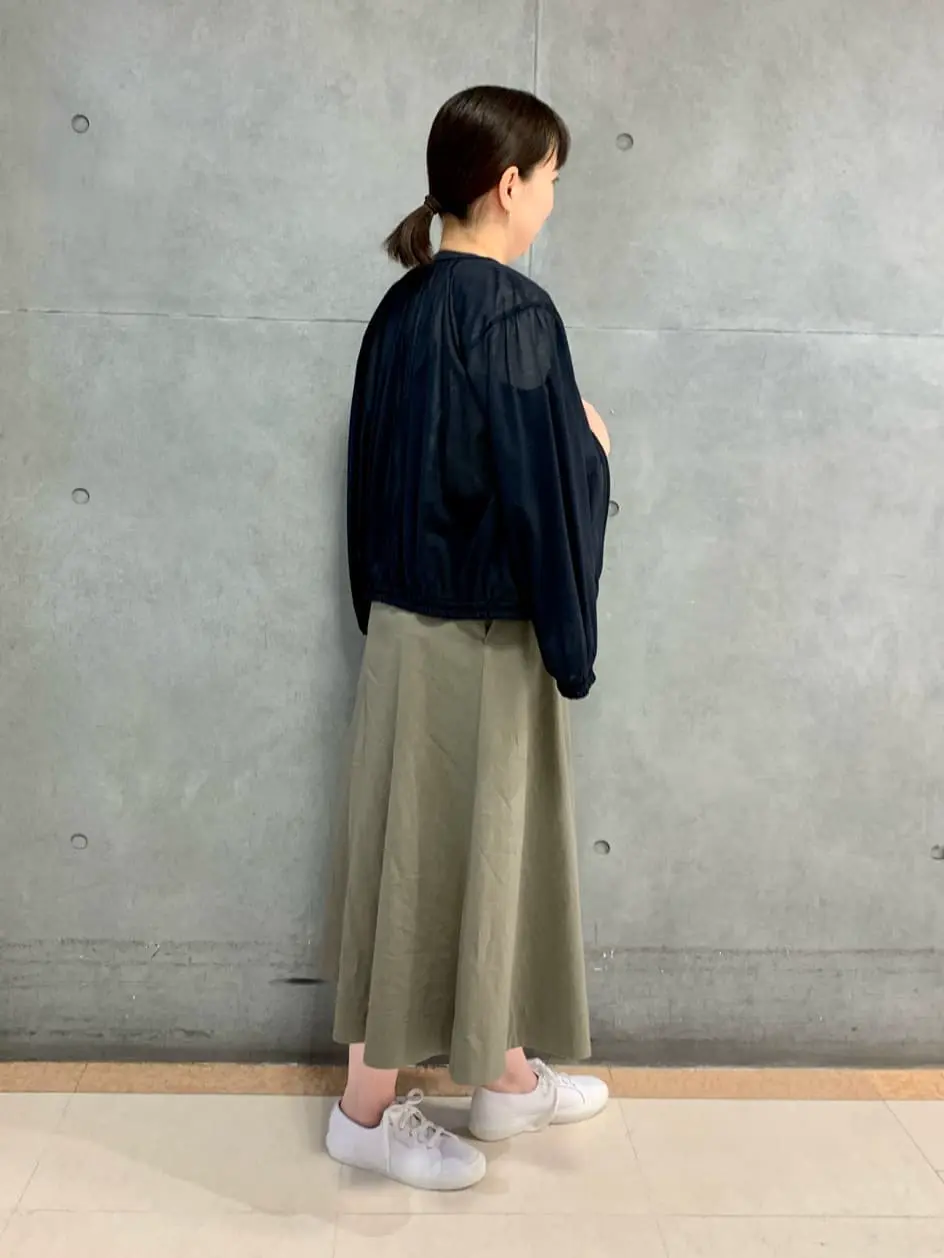 自由区 丸尾 コーディネート画像