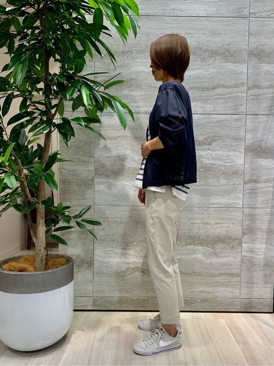 自由区 Ishii コーディネート画像