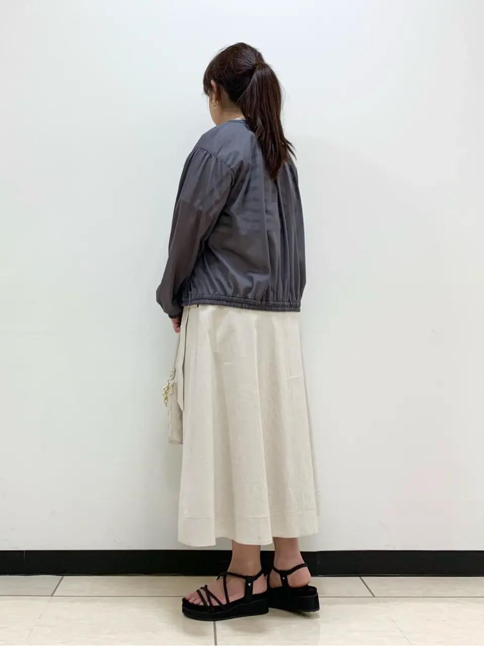 自由区 岡崎 コーディネート画像