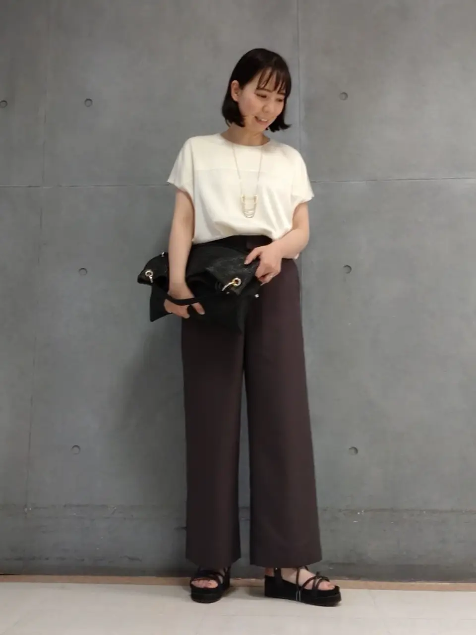  丸尾 コーディネート画像