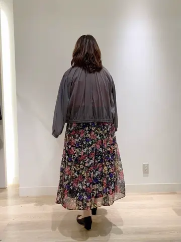 自由区 うめだ コーディネート画像