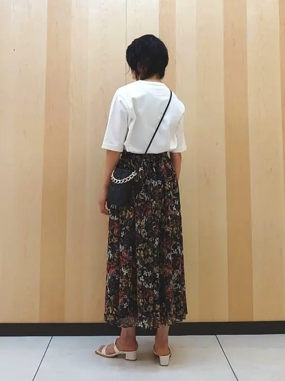 自由区 杉澤 コーディネート画像