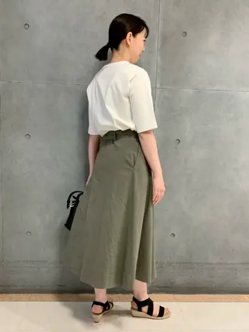 自由区 丸尾 コーディネート画像