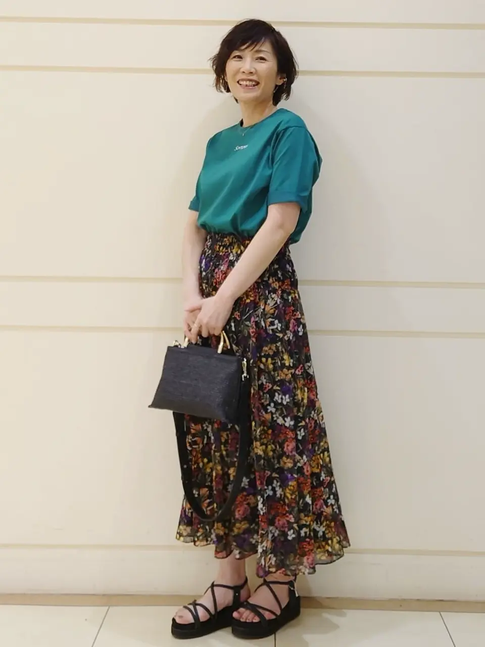 自由区 maruri コーディネート画像