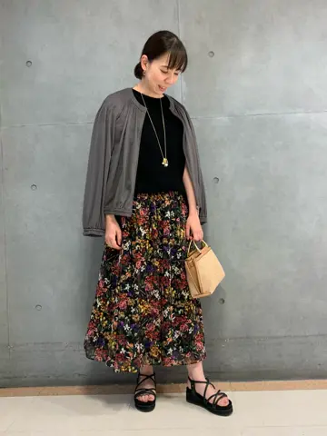 自由区 丸尾 コーディネート画像