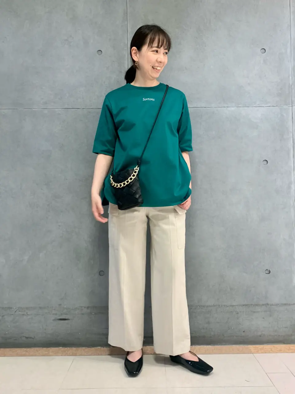  丸尾 コーディネート画像