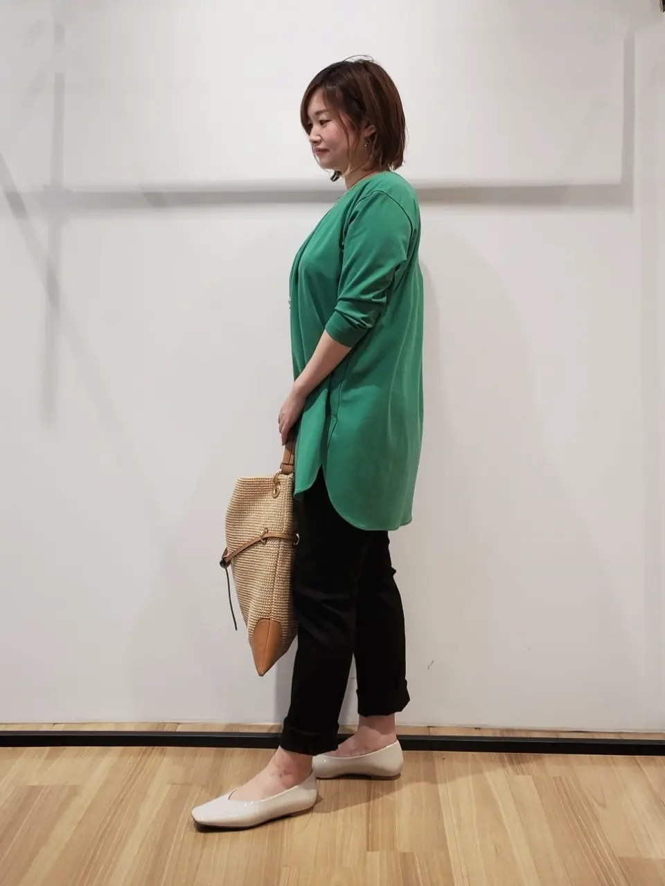 自由区 eri コーディネート画像