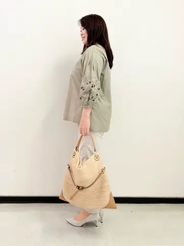 自由区 伊藤 コーディネート画像