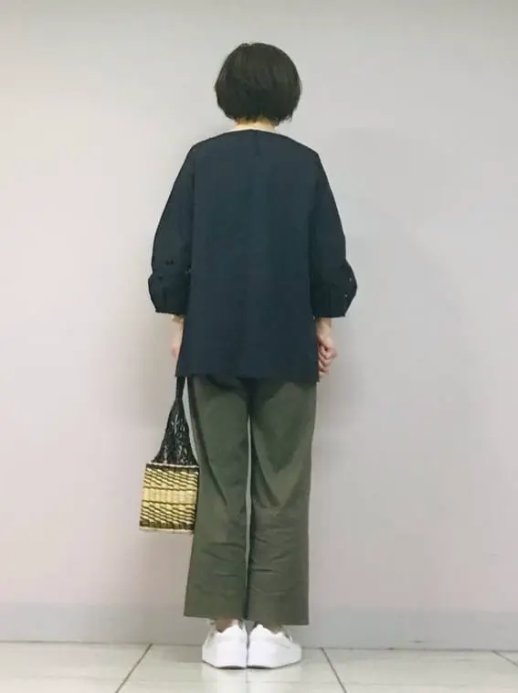 自由区 小森 コーディネート画像