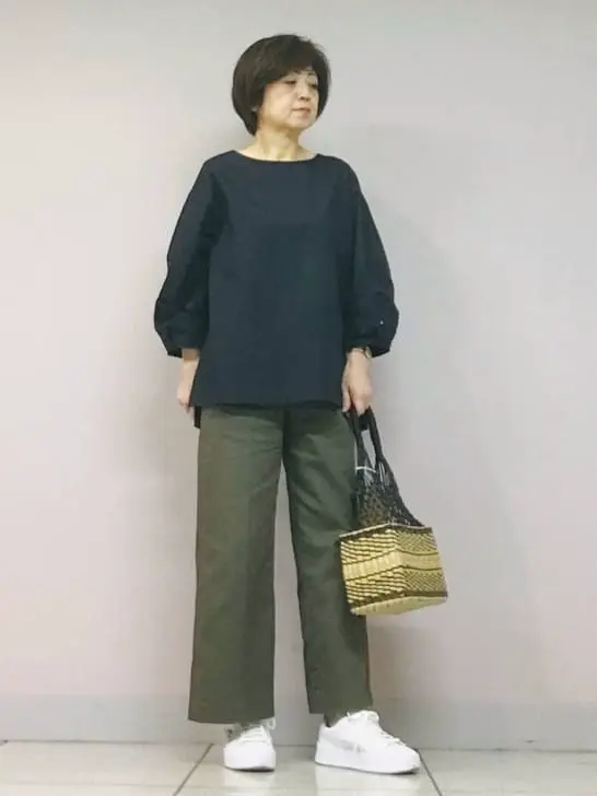 自由区 小森 コーディネート画像