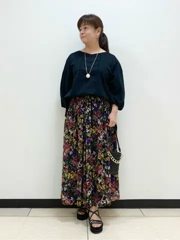 自由区 岡崎 コーディネート画像