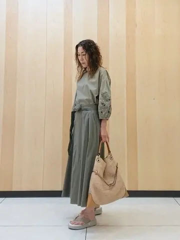 自由区 半澤 コーディネート画像