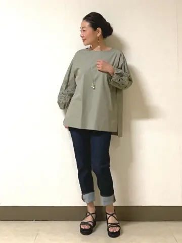 自由区 坂本 コーディネート画像