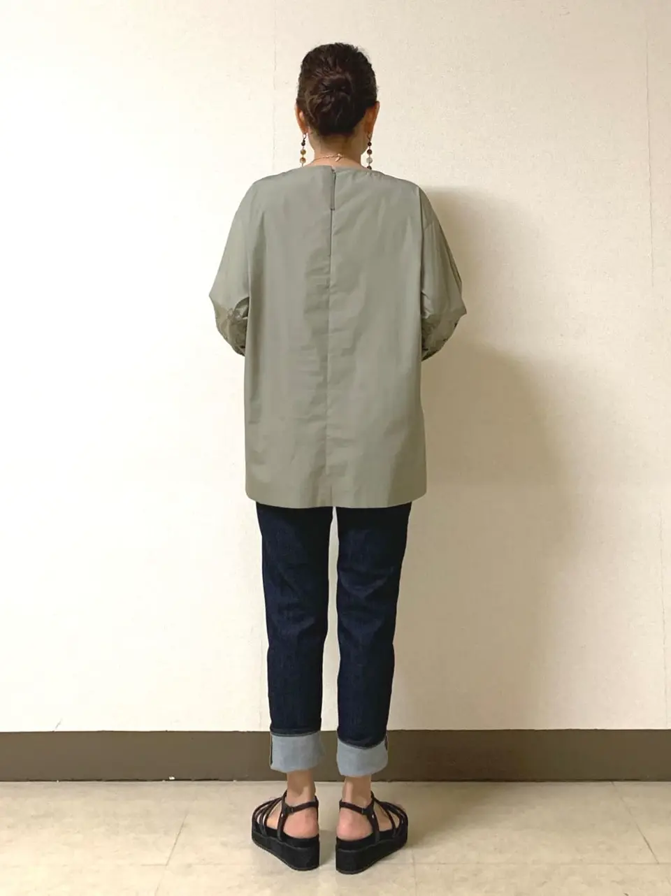 自由区 坂本 コーディネート画像