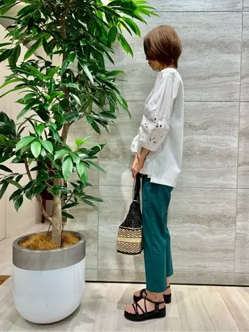 自由区 Ishii コーディネート画像