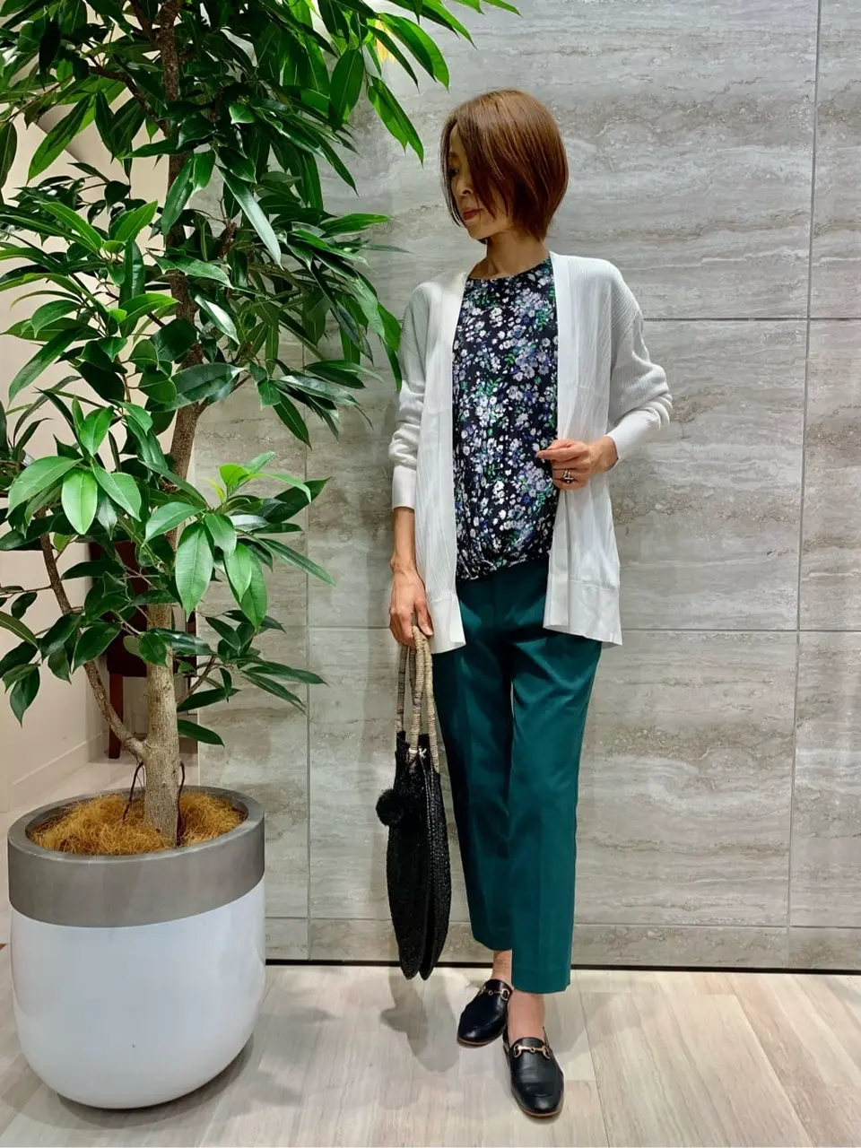 自由区 Ishii コーディネート画像