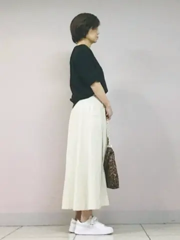 自由区 小森 コーディネート画像