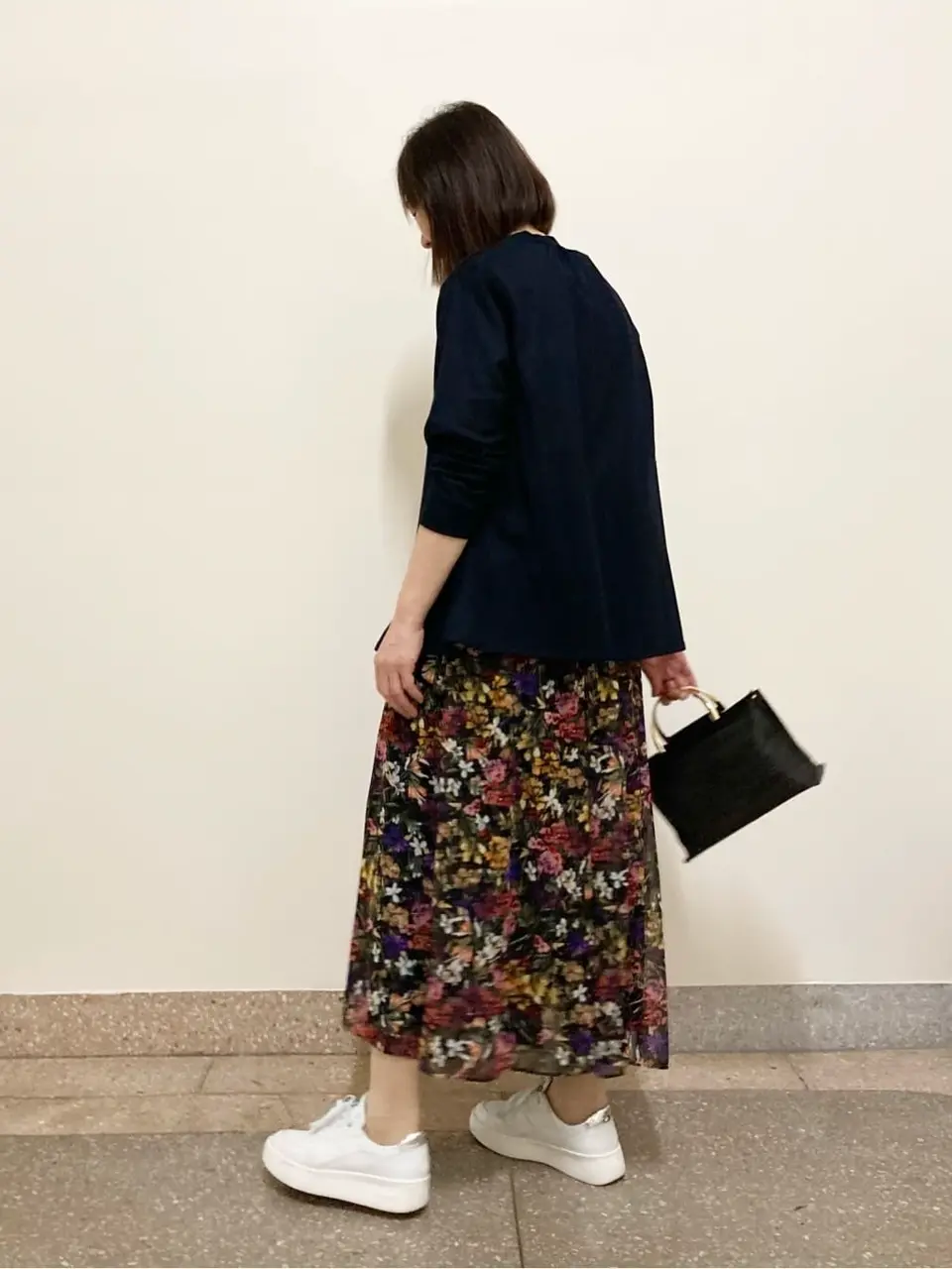 自由区 阿部 コーディネート画像