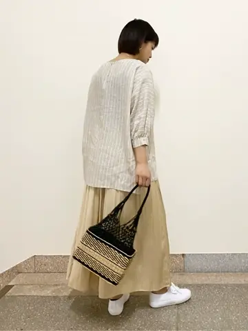 自由区 佐藤 コーディネート画像