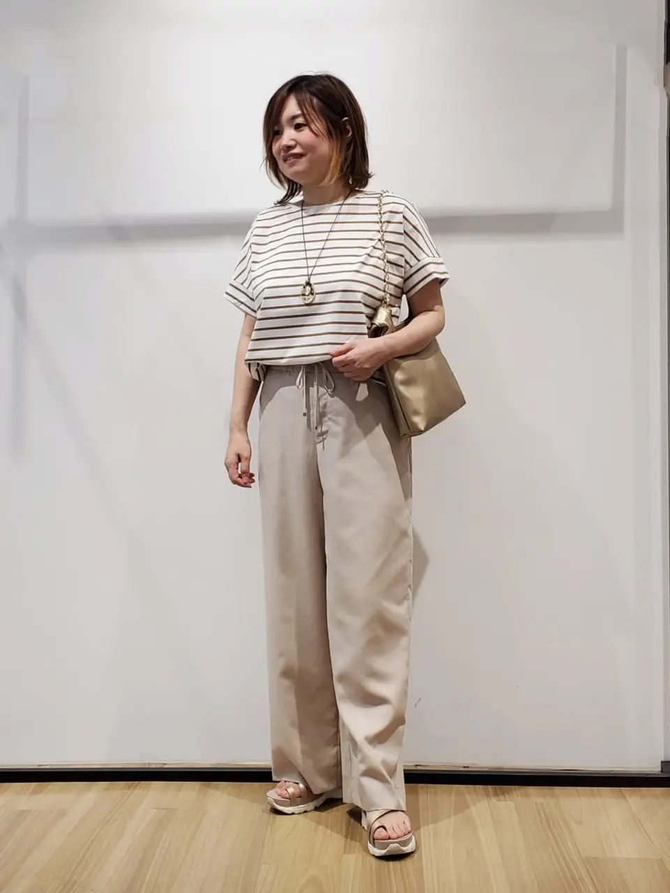  eri コーディネート画像