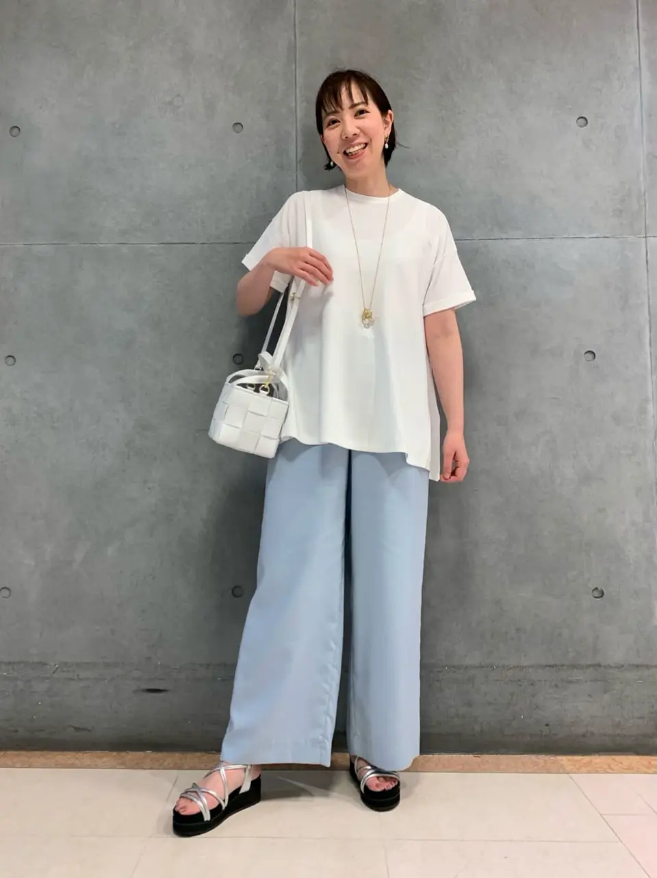  丸尾 コーディネート画像