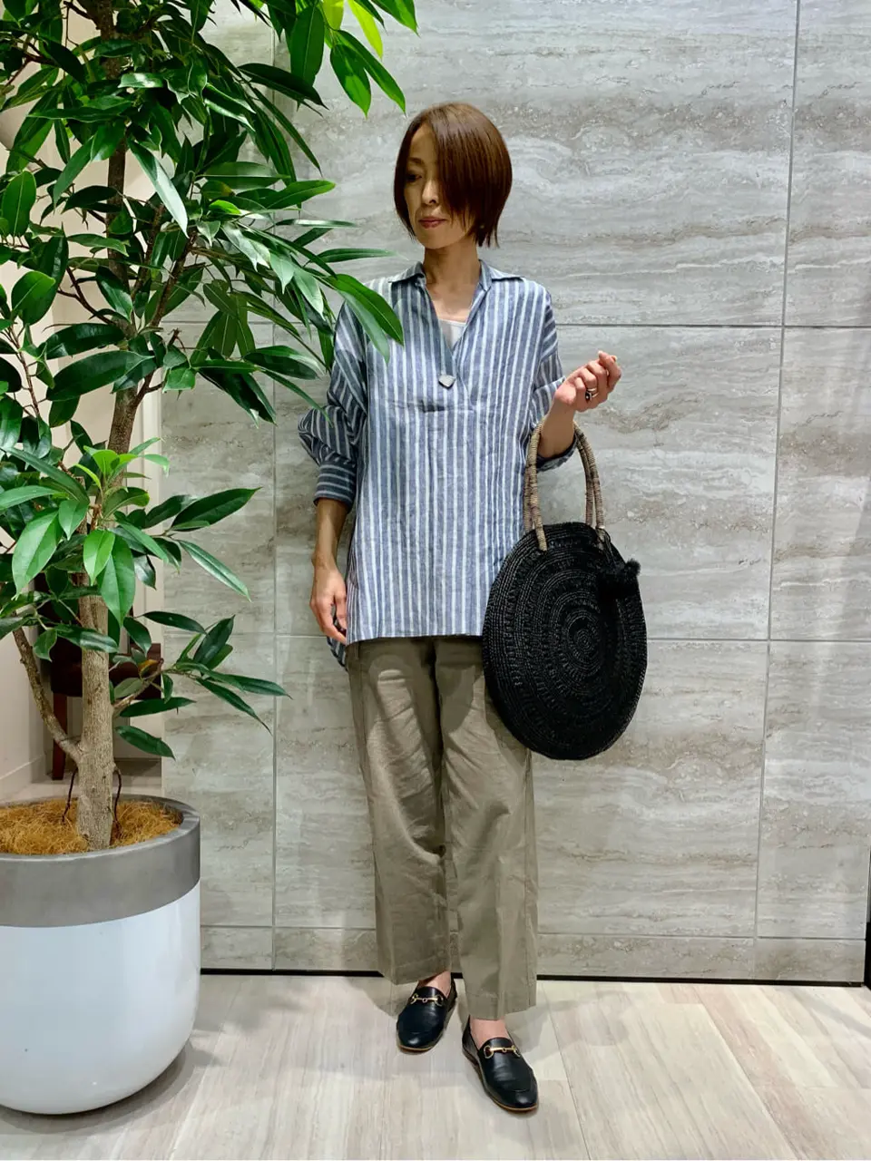 自由区 Ishii コーディネート画像