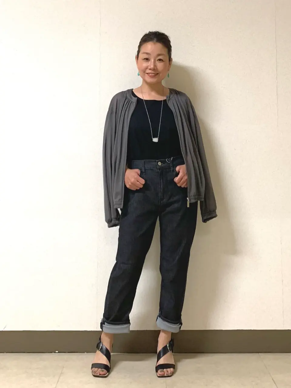 自由区 坂本 コーディネート画像