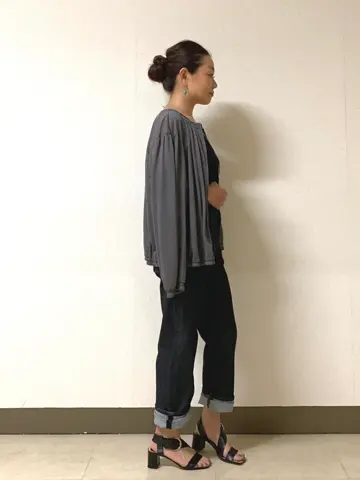 自由区 坂本 コーディネート画像