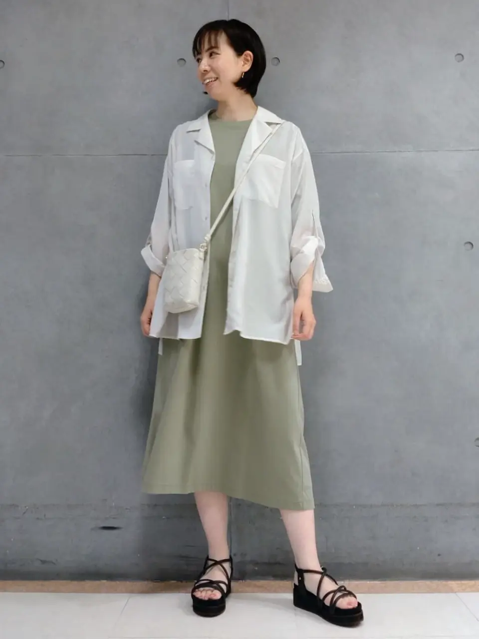  丸尾 コーディネート画像