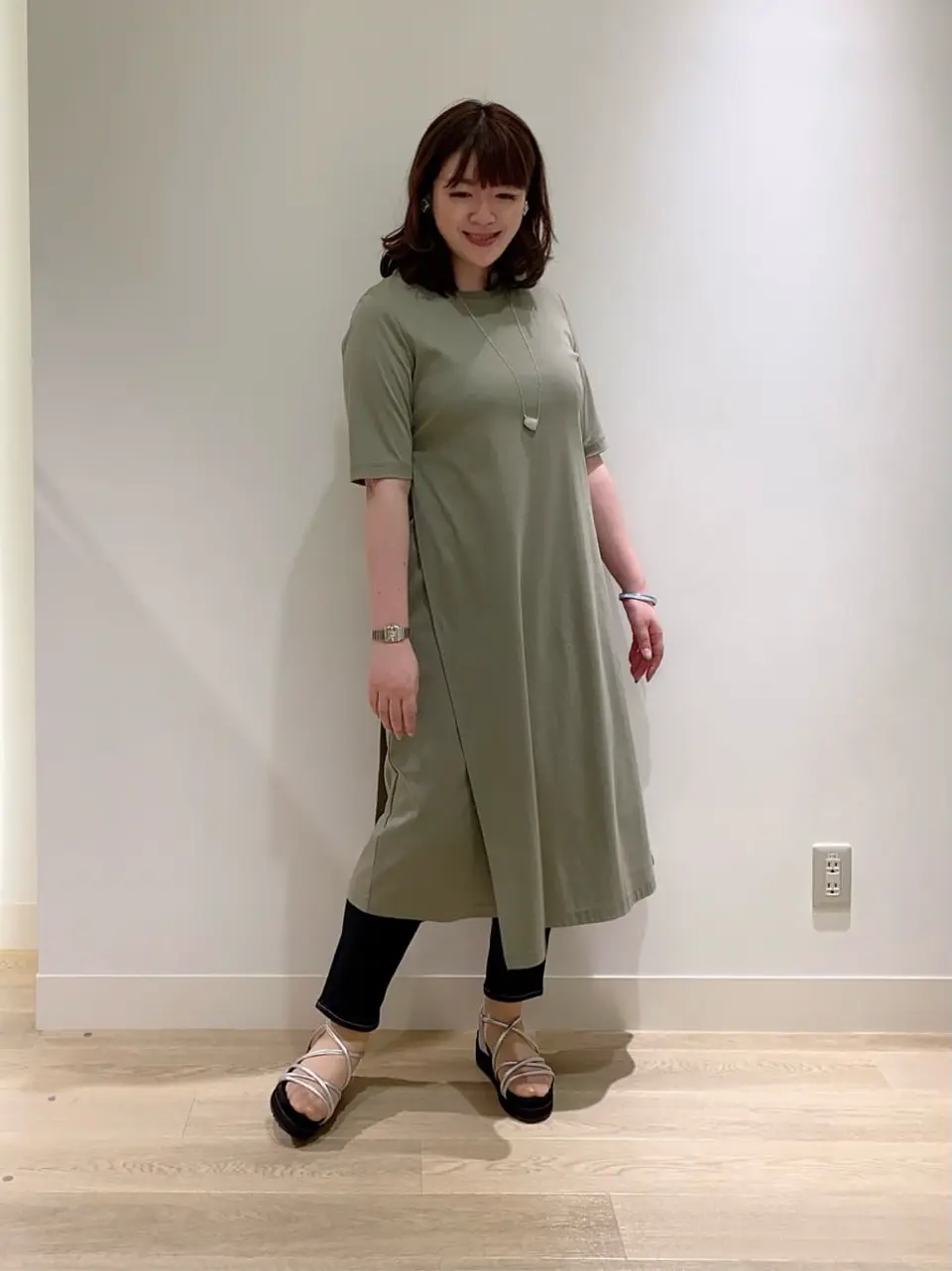 自由区 うめだ コーディネート画像