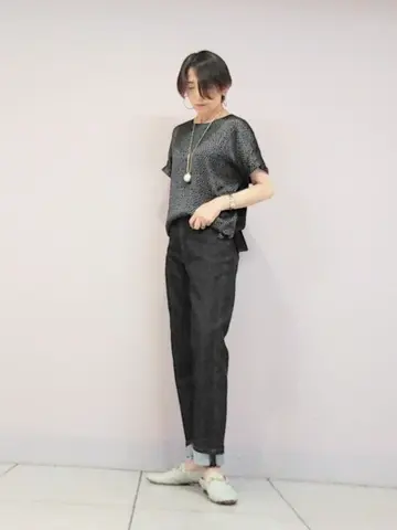 自由区 浅野 コーディネート画像