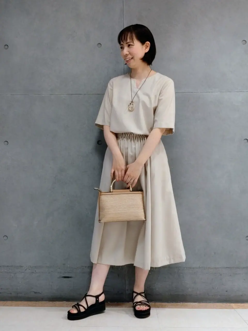  丸尾 コーディネート画像