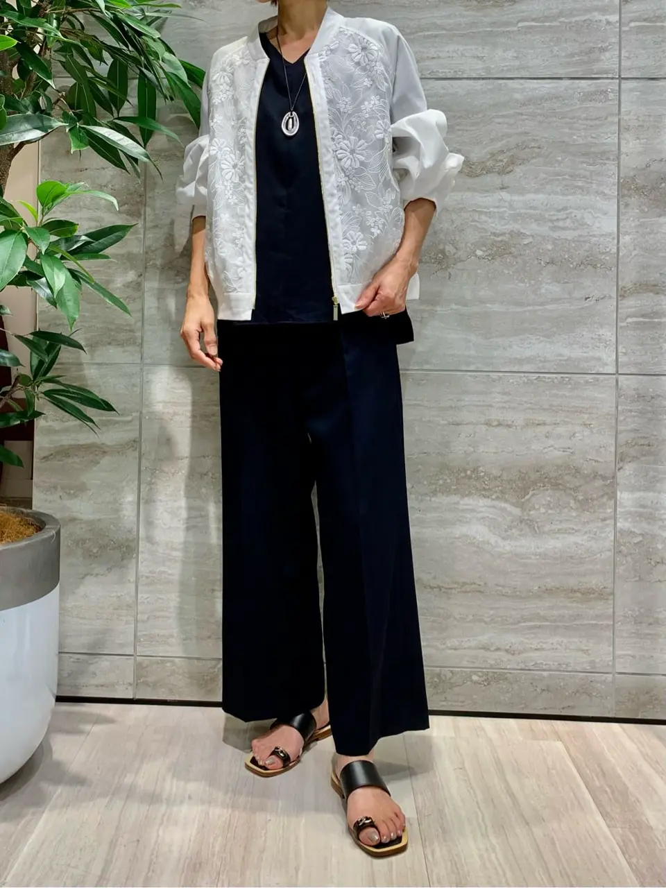 自由区 Ishii コーディネート画像