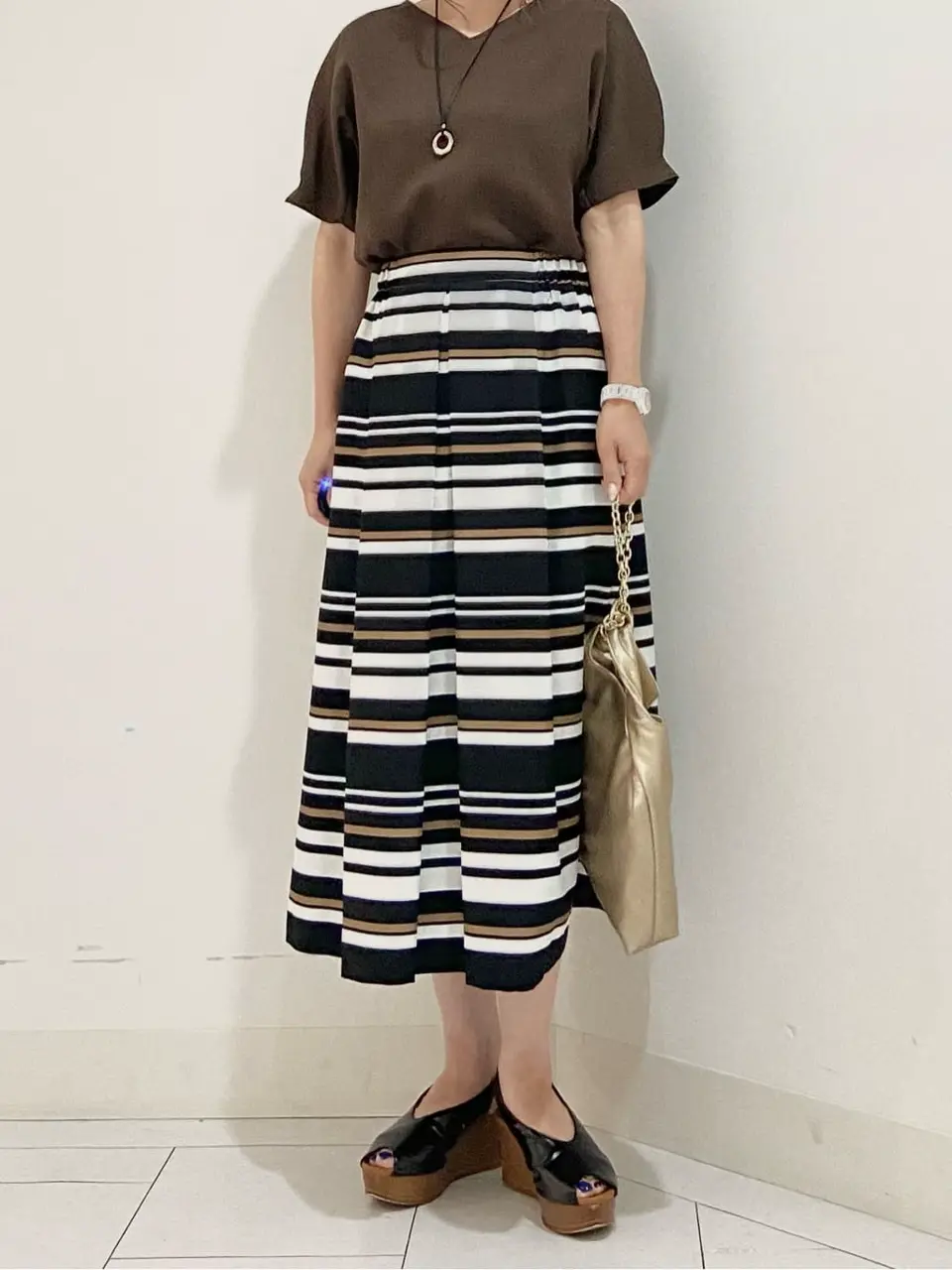 自由区 KAZU コーディネート画像